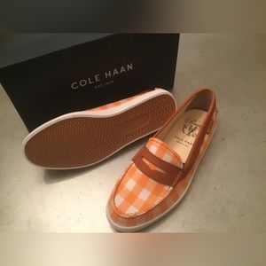 Cole haan size 7 loafers